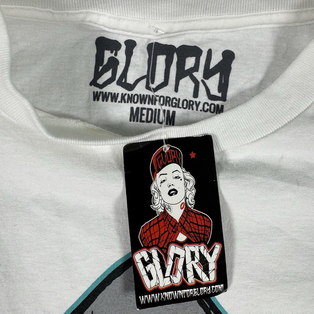 NWT Known For Glory KFG Shark Graphic T-Shirt White Streetwear Men's Size M - Picture 4 of 7